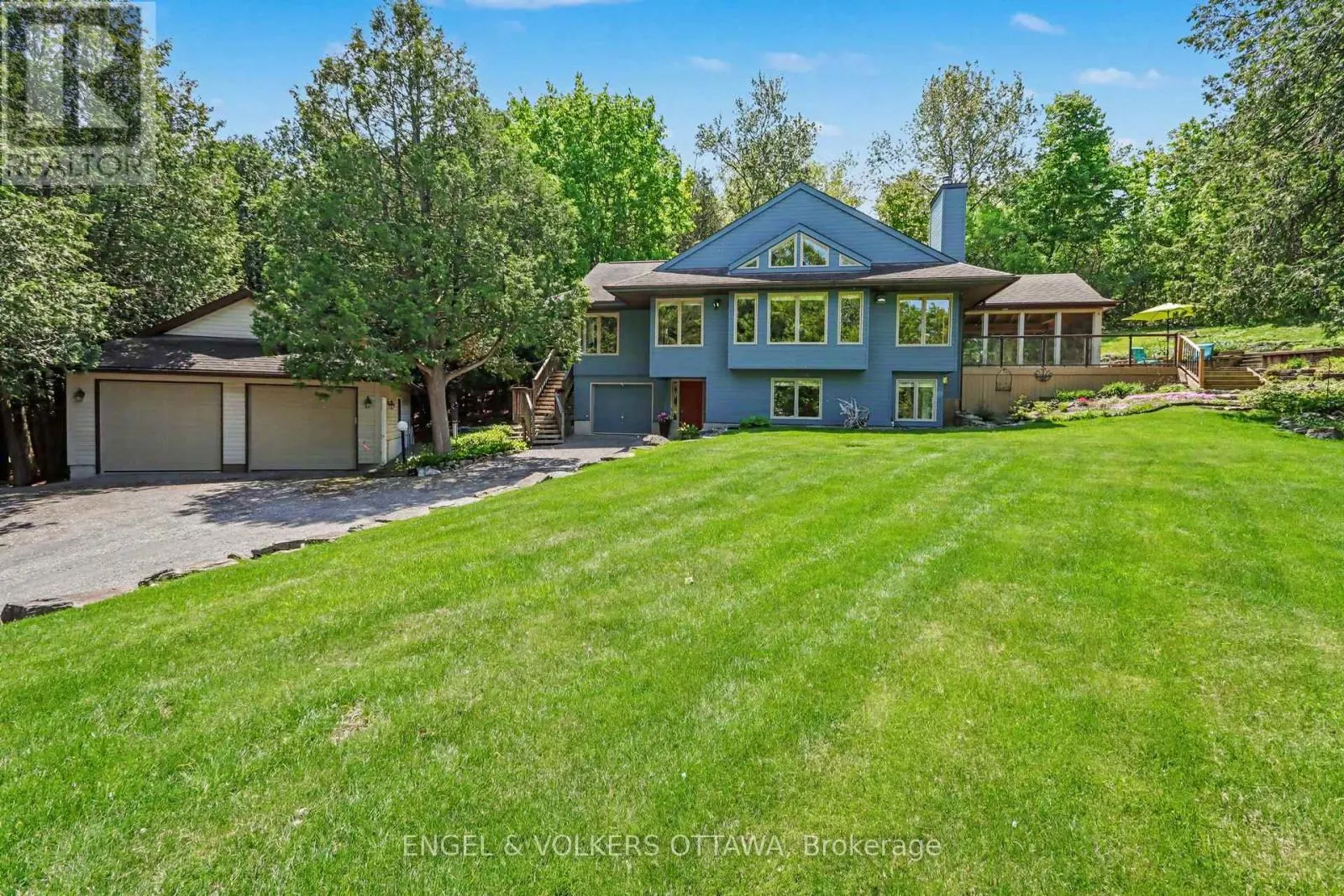 4637 NORTHWOODS DRIVE