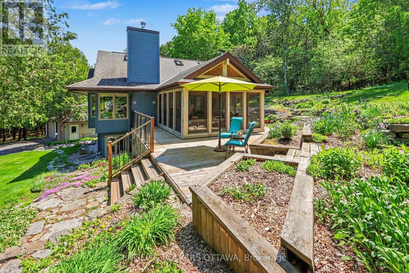 4637 NORTHWOODS DRIVE