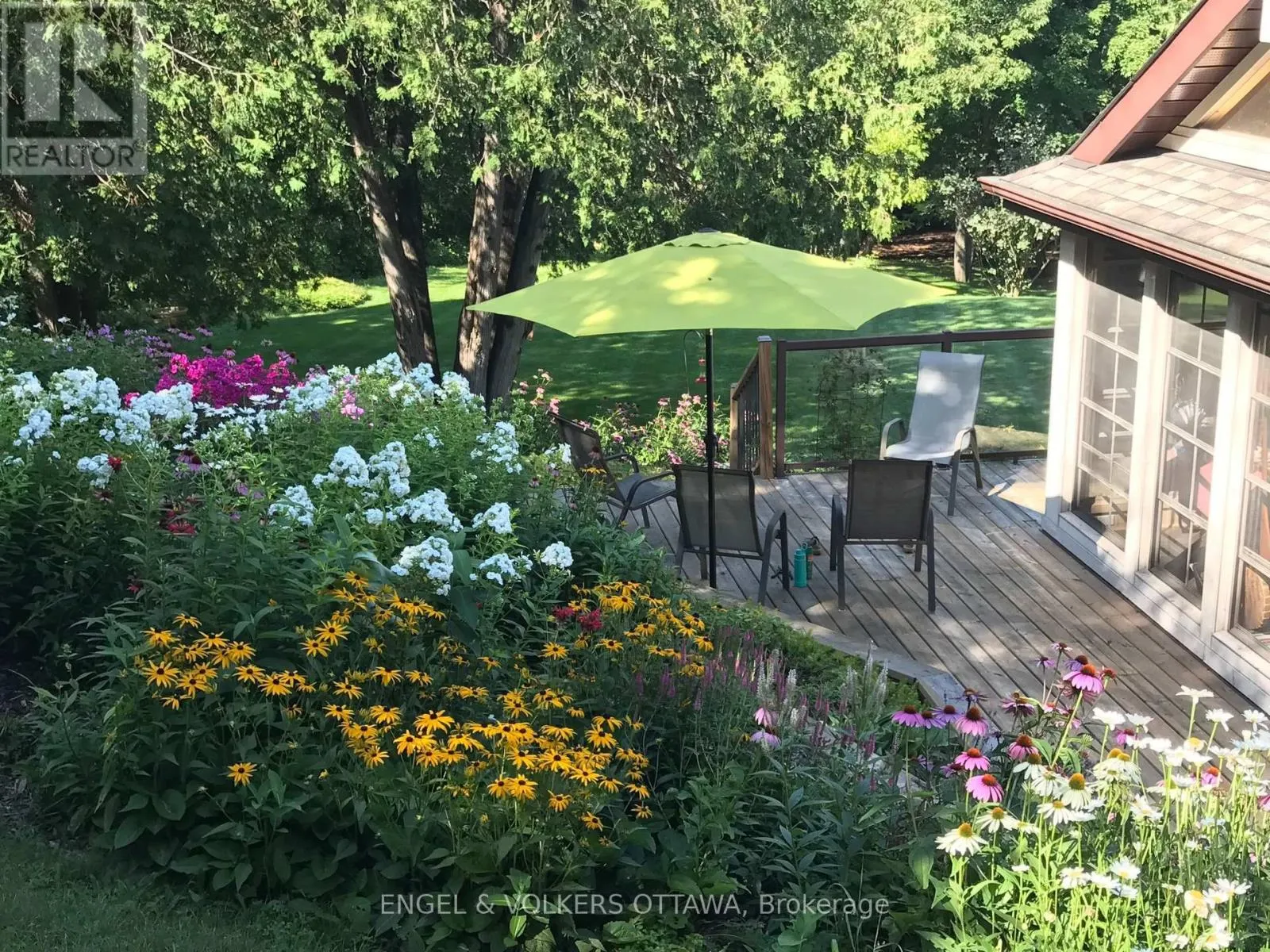 4637 NORTHWOODS DRIVE