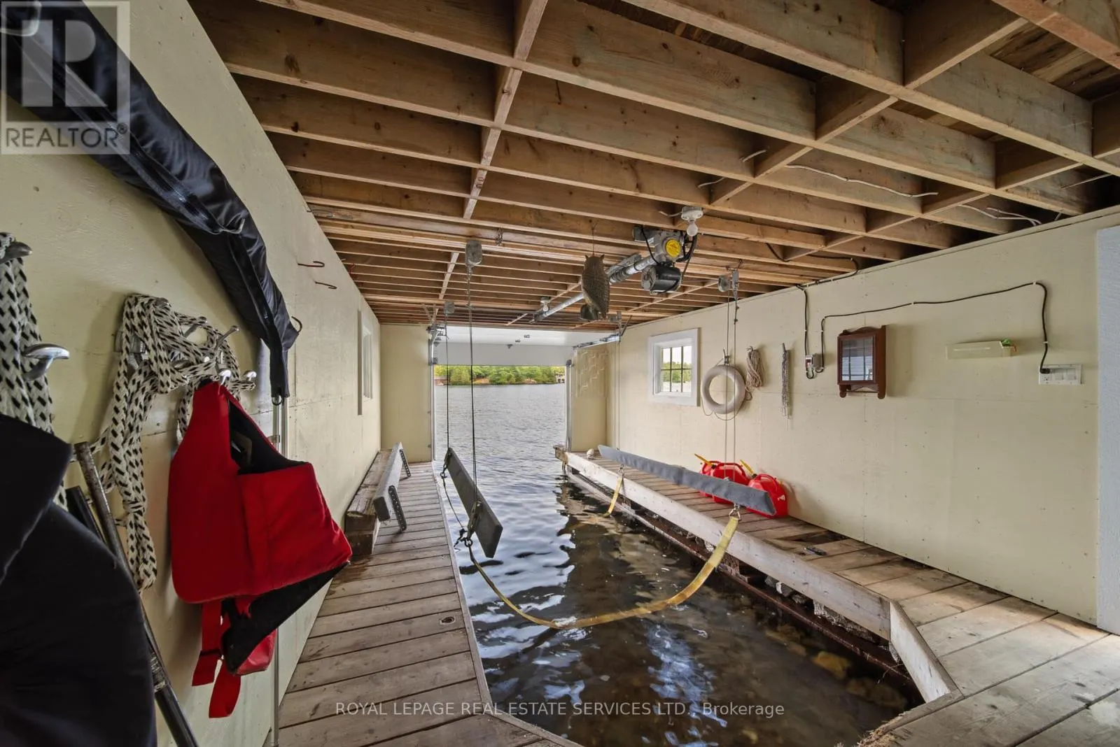 1024 LIDSLEY ROAD