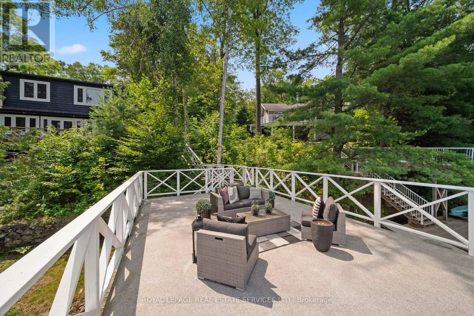 1024 LIDSLEY ROAD