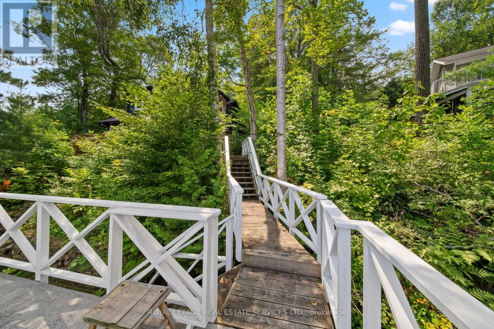 1024 LIDSLEY ROAD