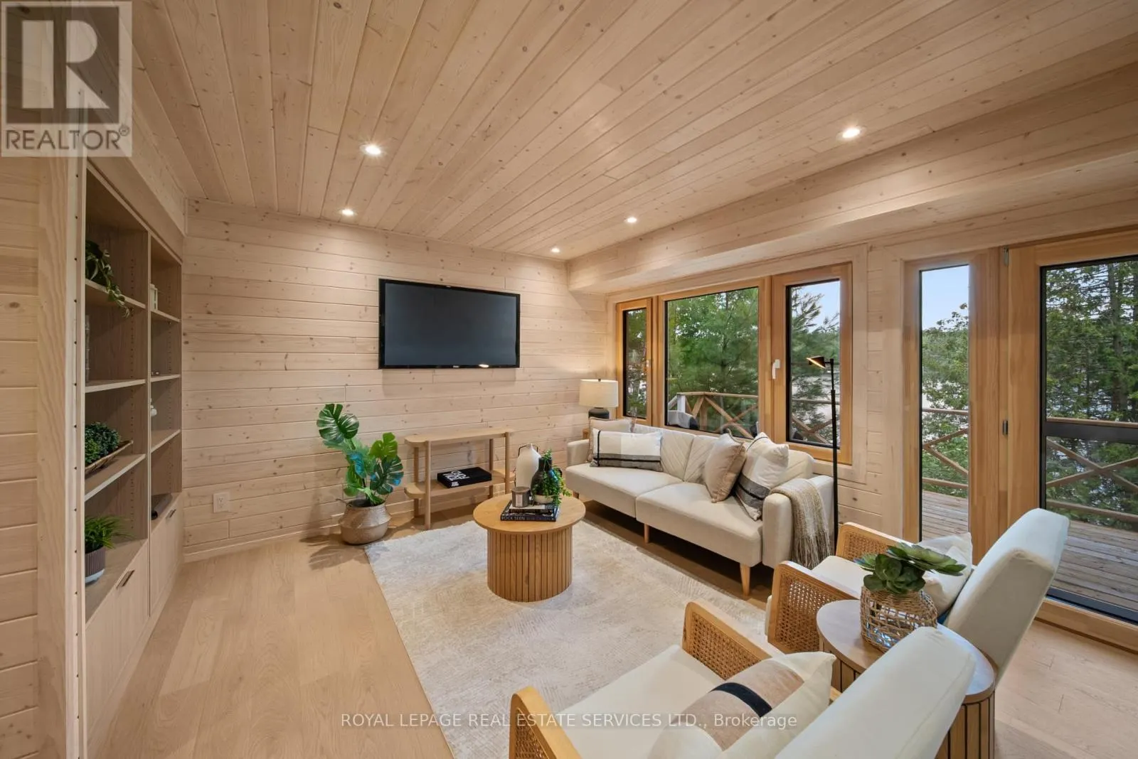 1024 LIDSLEY ROAD