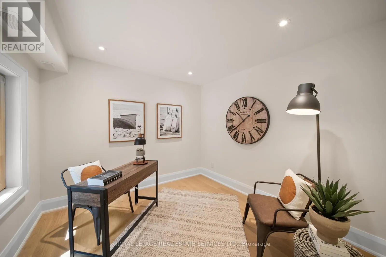 1024 LIDSLEY ROAD