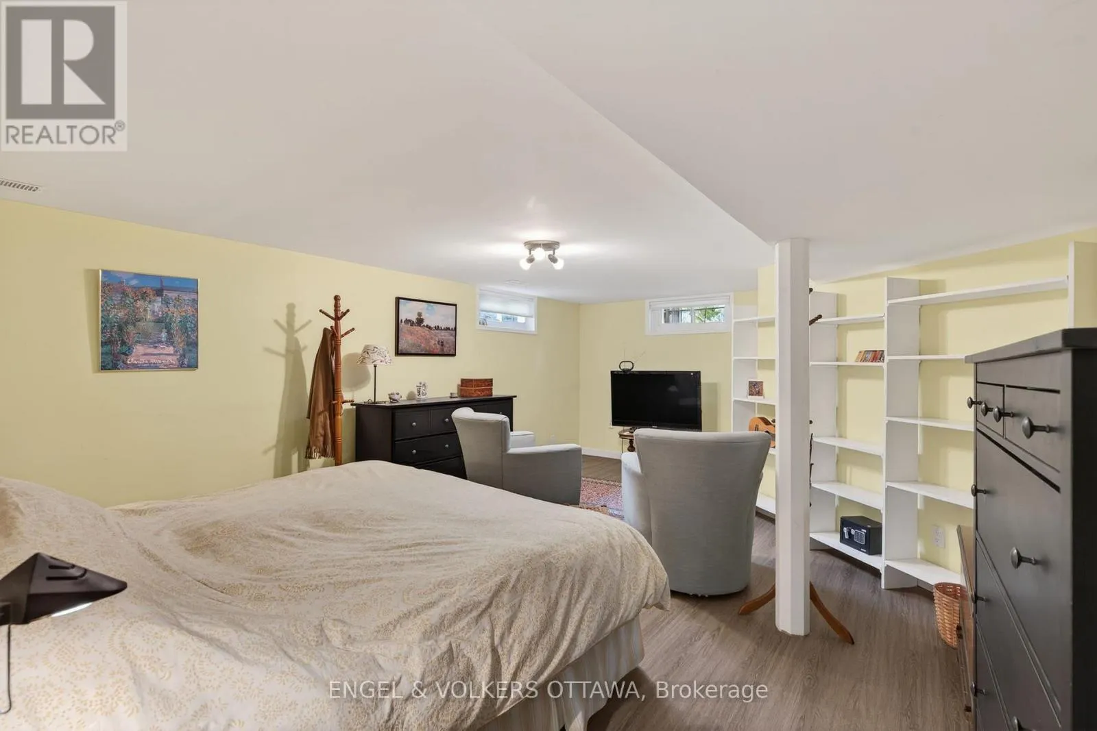 77 - 3344 UPLANDS DRIVE