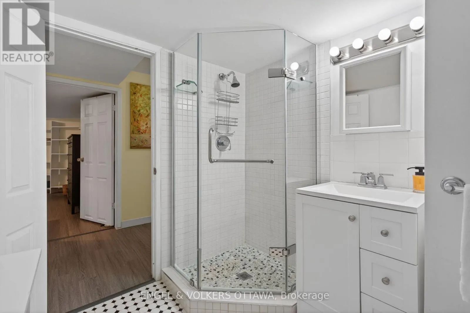 77 - 3344 UPLANDS DRIVE