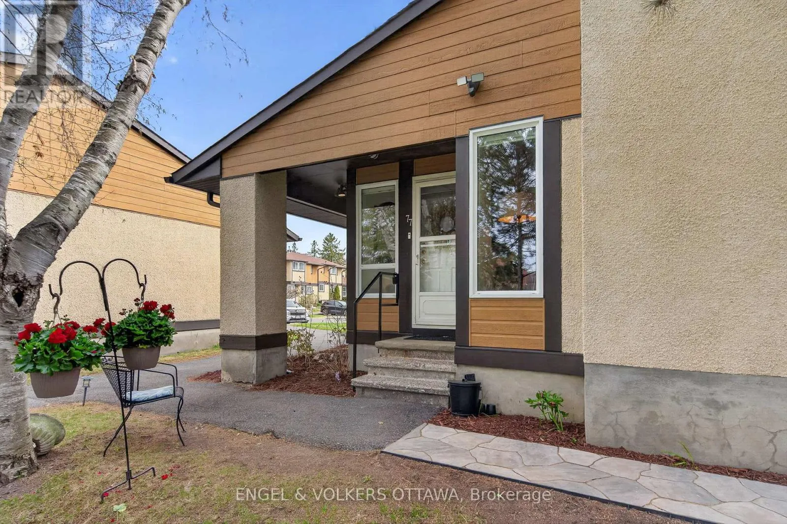 77 - 3344 UPLANDS DRIVE