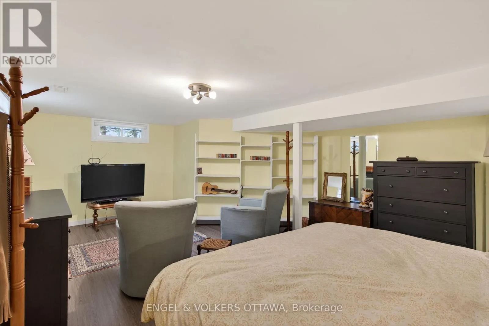77 - 3344 UPLANDS DRIVE