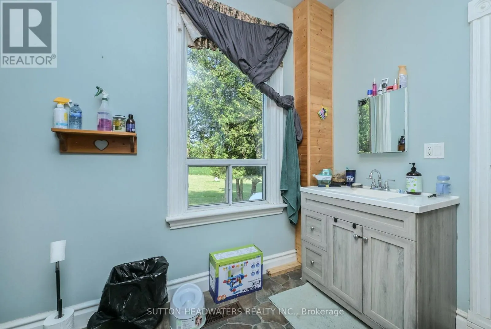 8526 ERAMOSA TOWNLINE