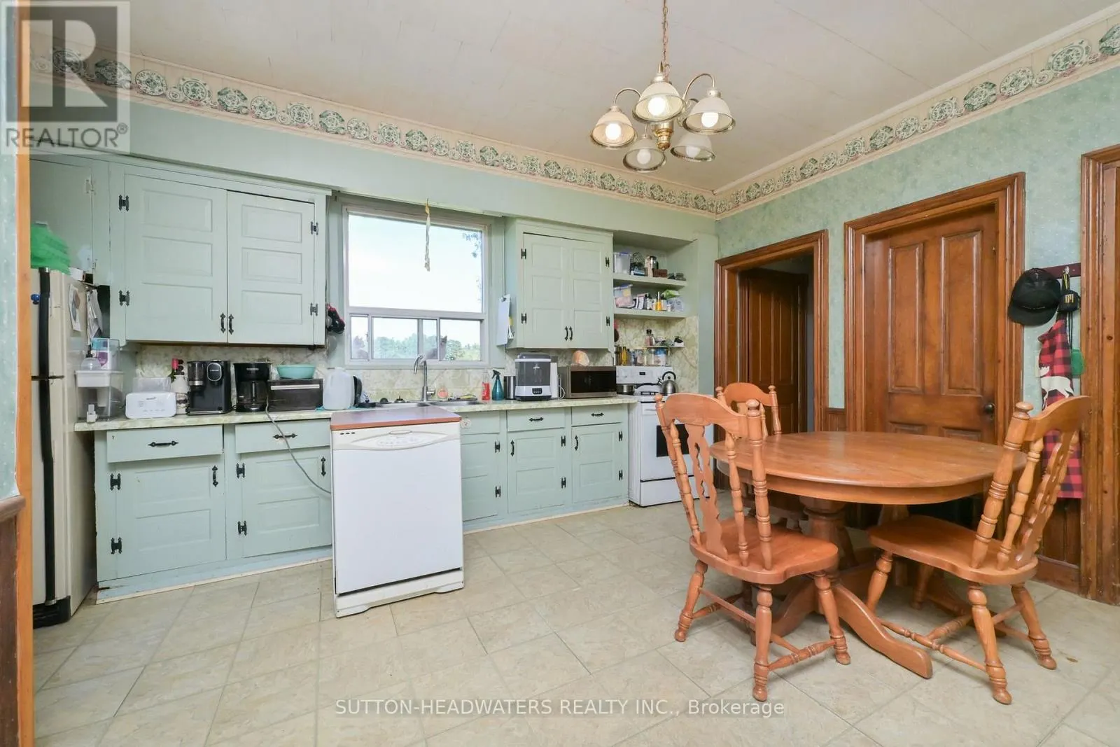 8526 ERAMOSA TOWNLINE