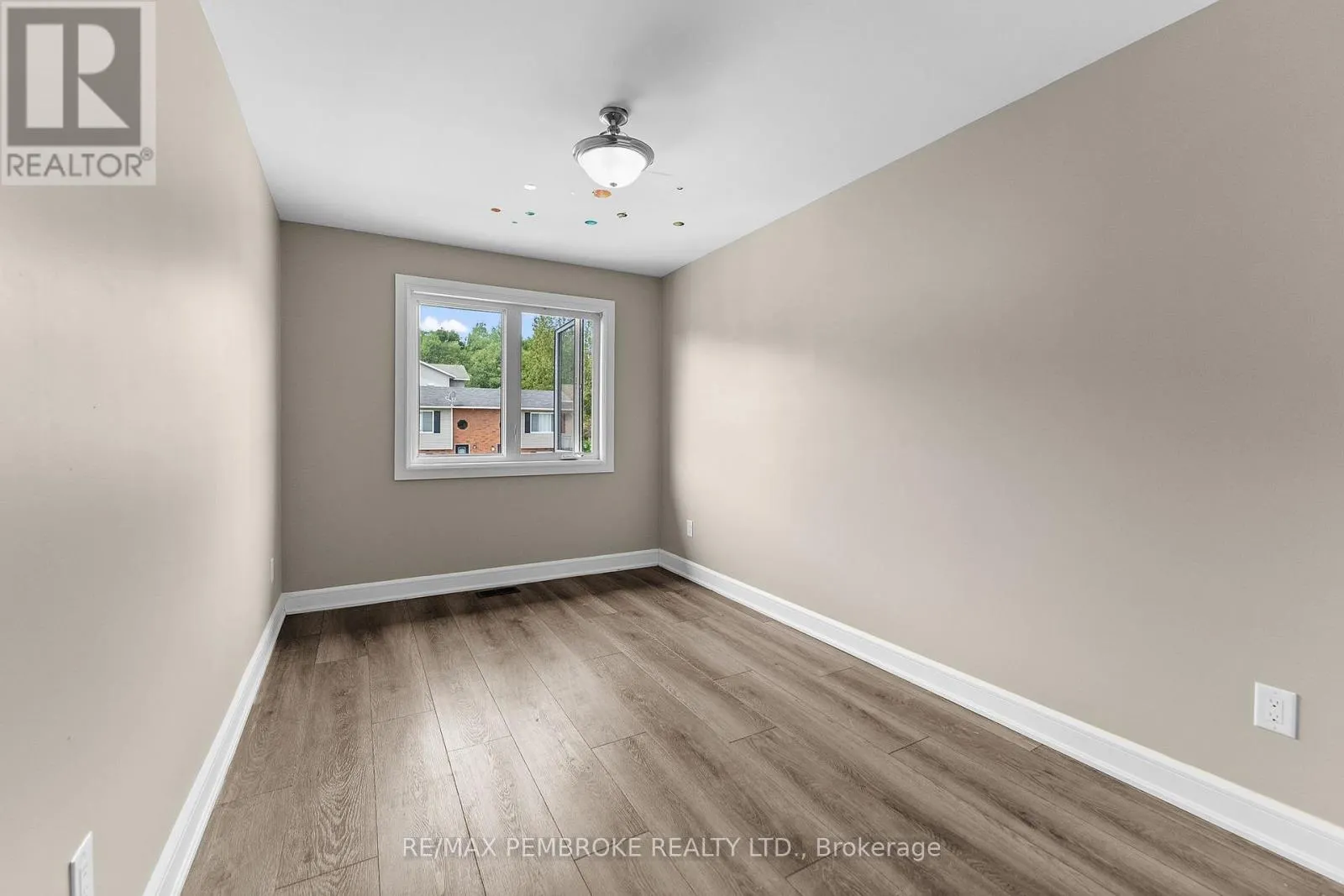 41 NORTHBROOK ROAD