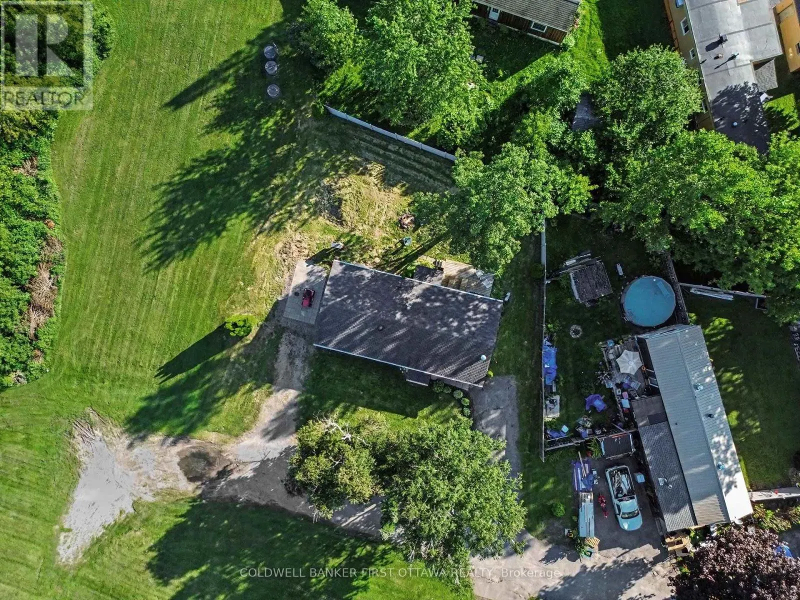 17 BRIDLE PATH