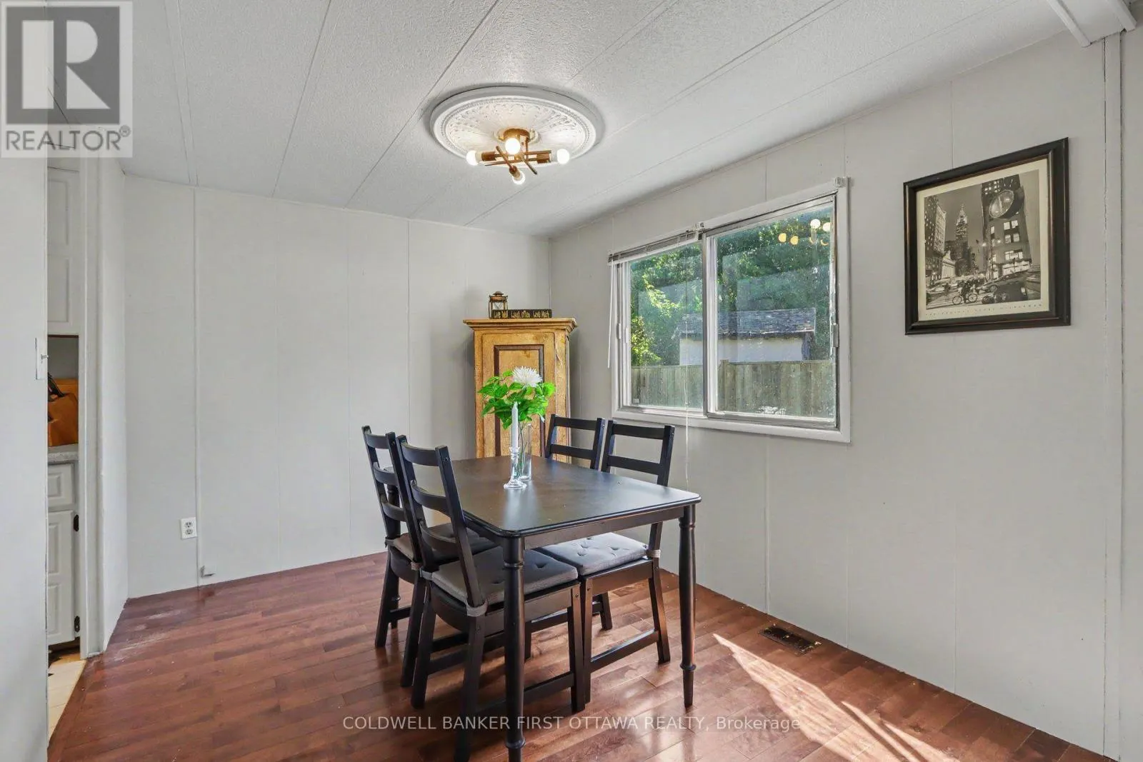 17 BRIDLE PATH