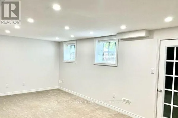 12 MACDONELL ROAD