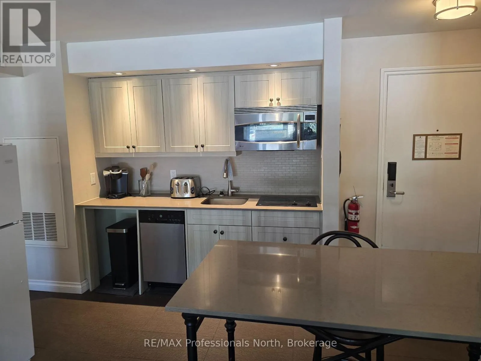 53-108 - 1235 DEERHURST DRIVE #53-108