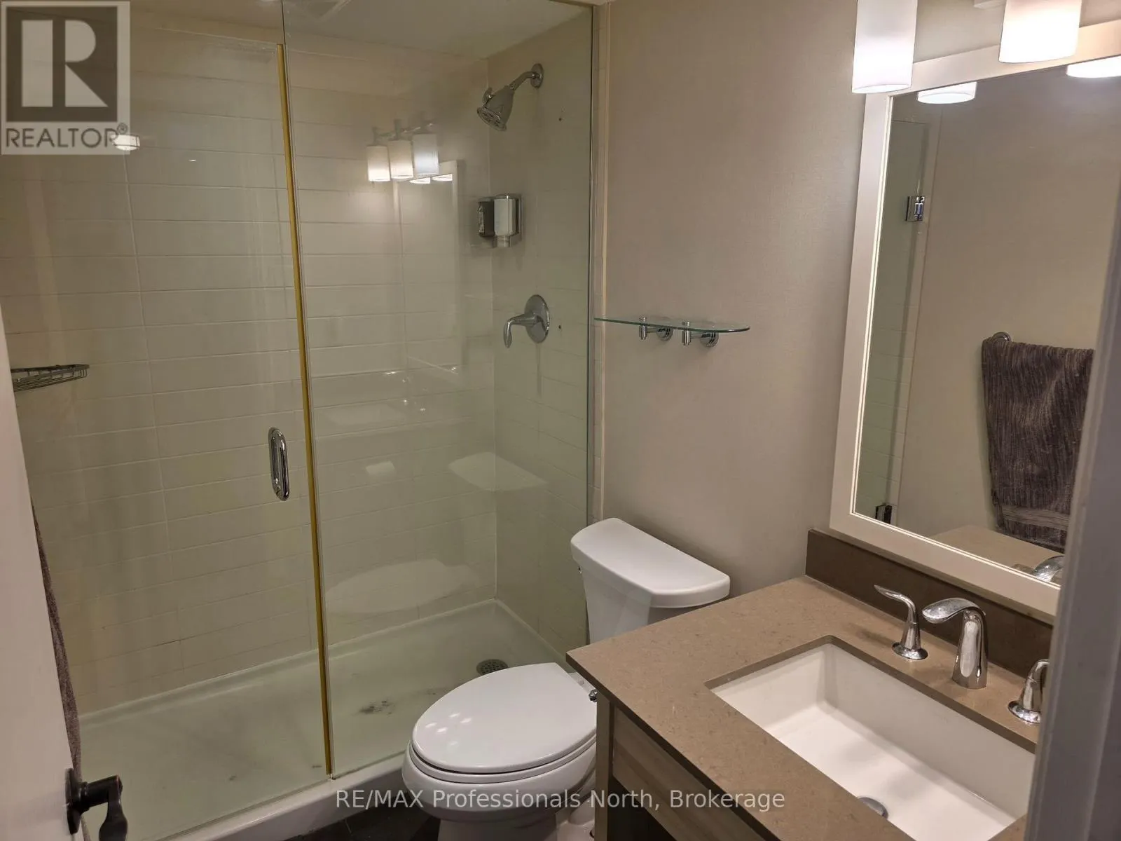 53-108 - 1235 DEERHURST DRIVE #53-108