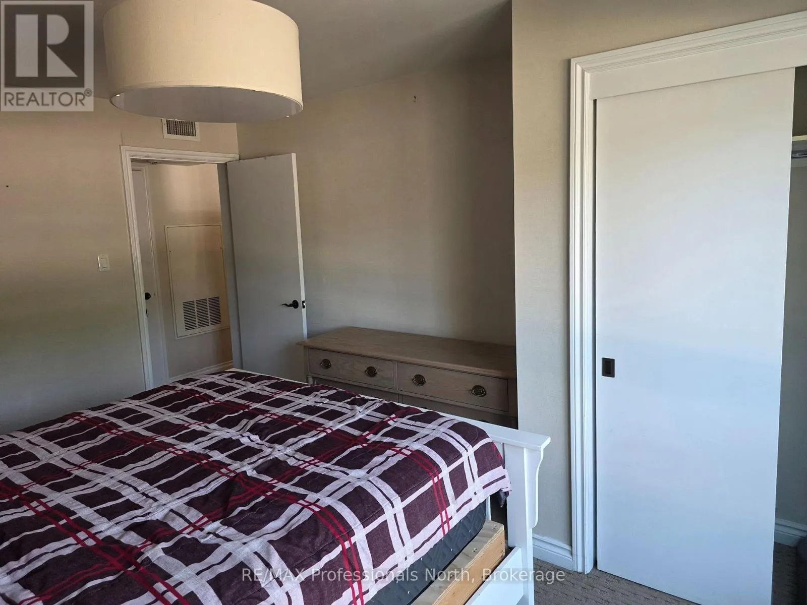 53-108 - 1235 DEERHURST DRIVE #53-108