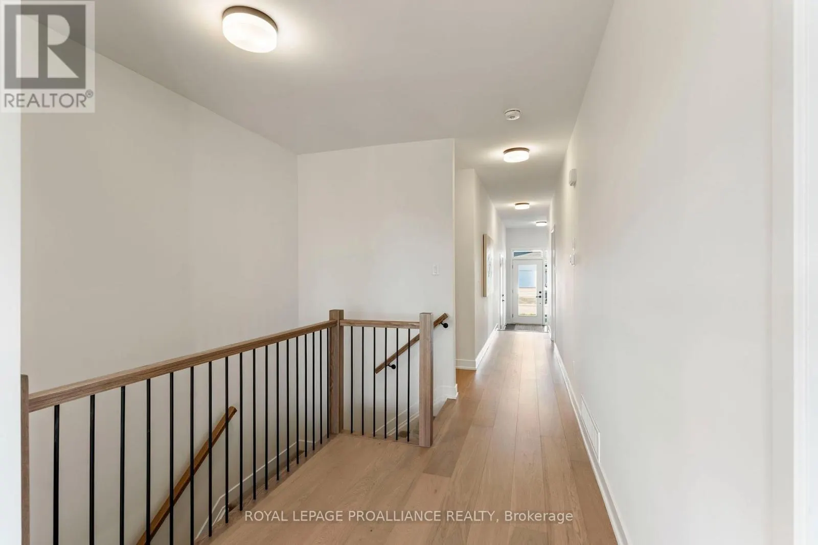 1057 MOORE STREET