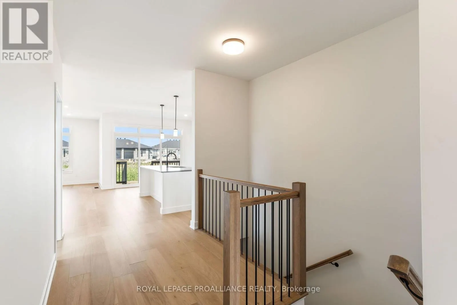 1057 MOORE STREET