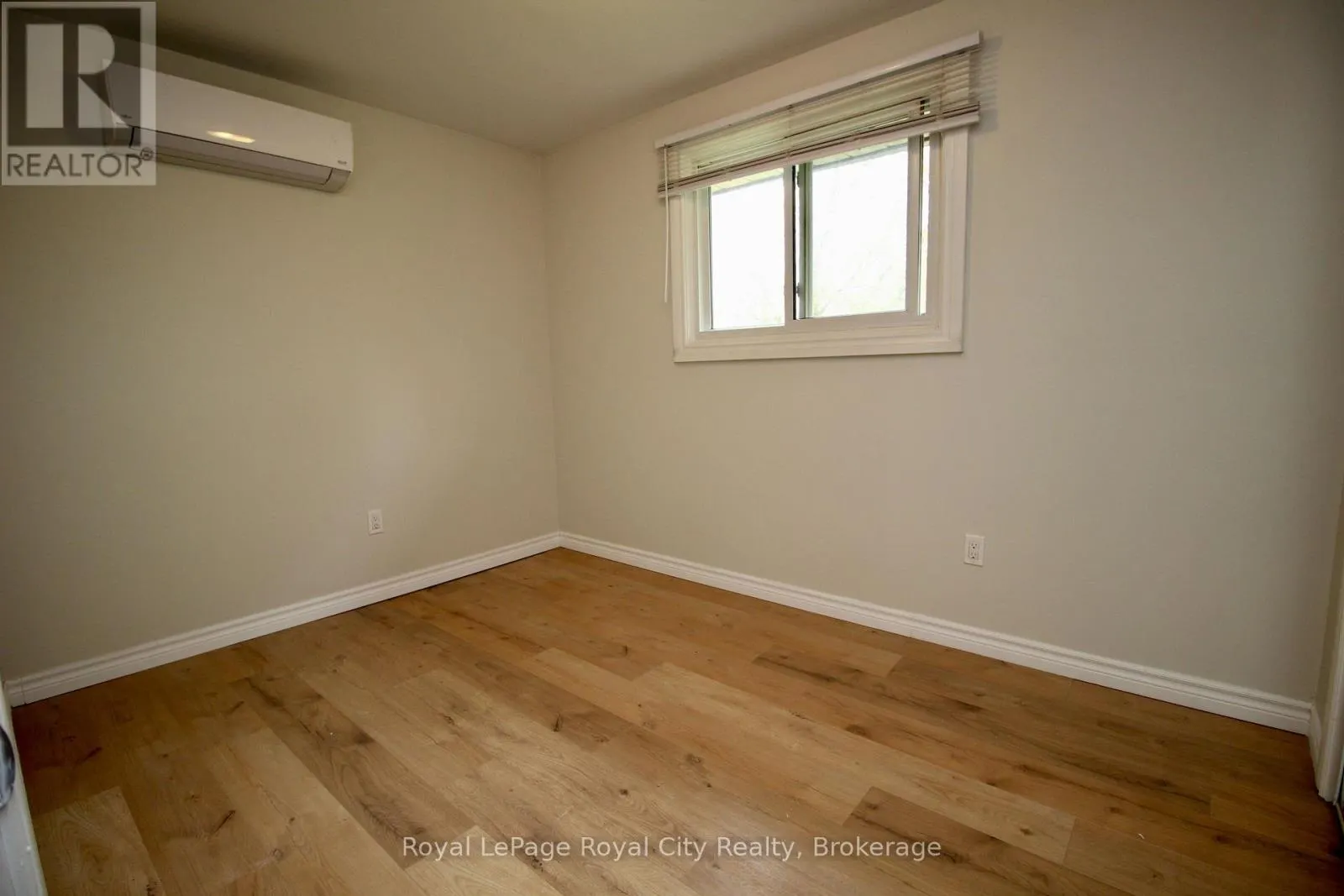 405 MAIN STREET S