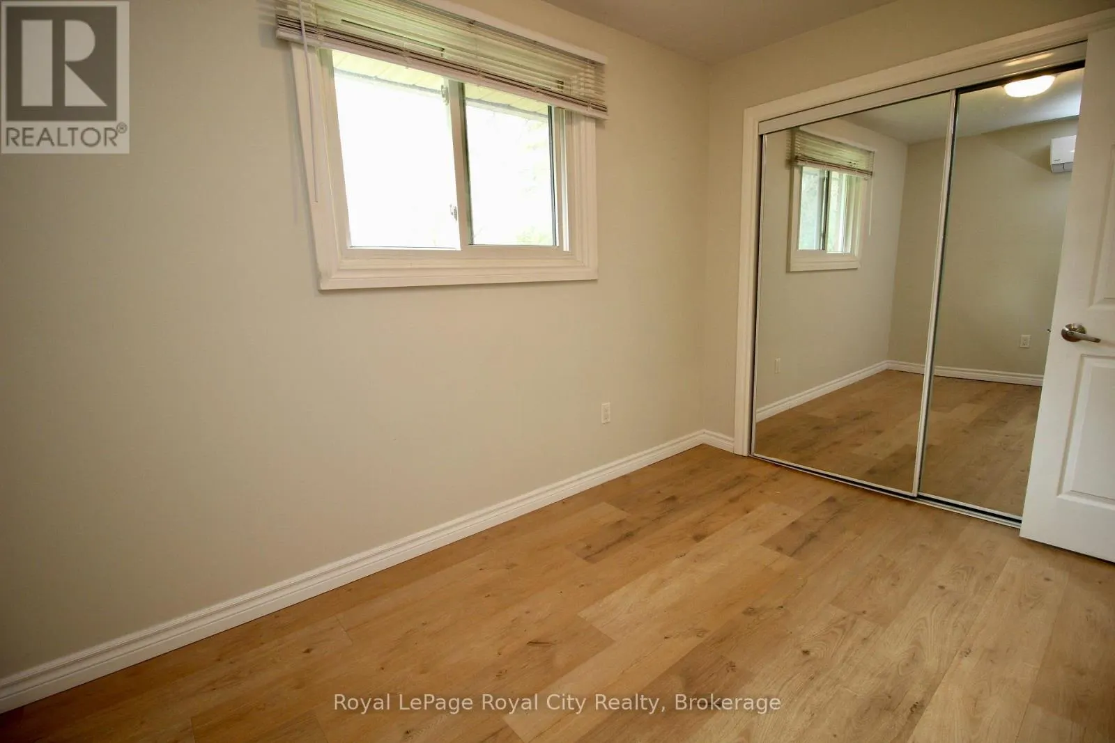 405 MAIN STREET S