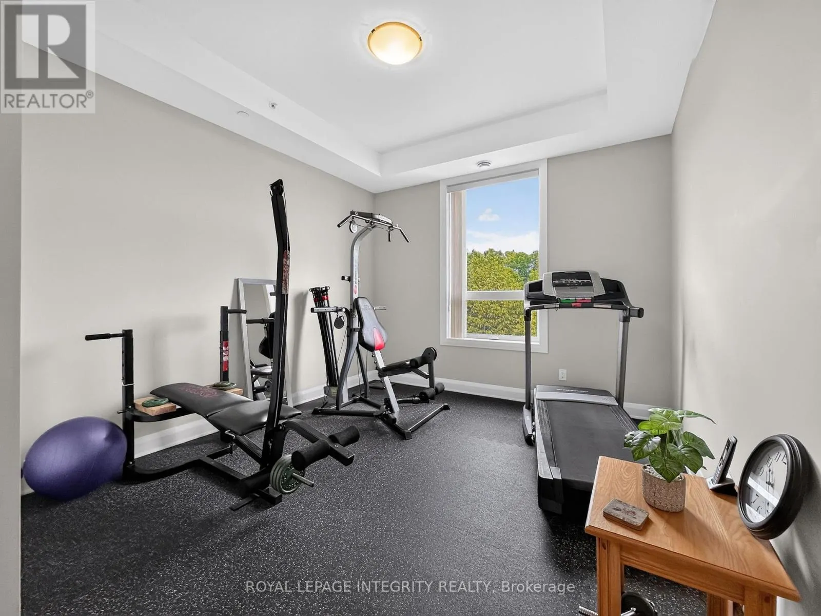 303 - 100 CORTILE PRIVATE