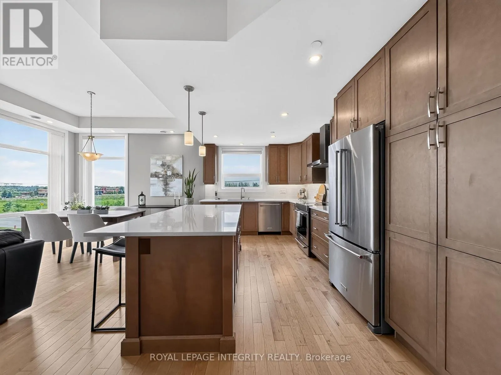 303 - 100 CORTILE PRIVATE