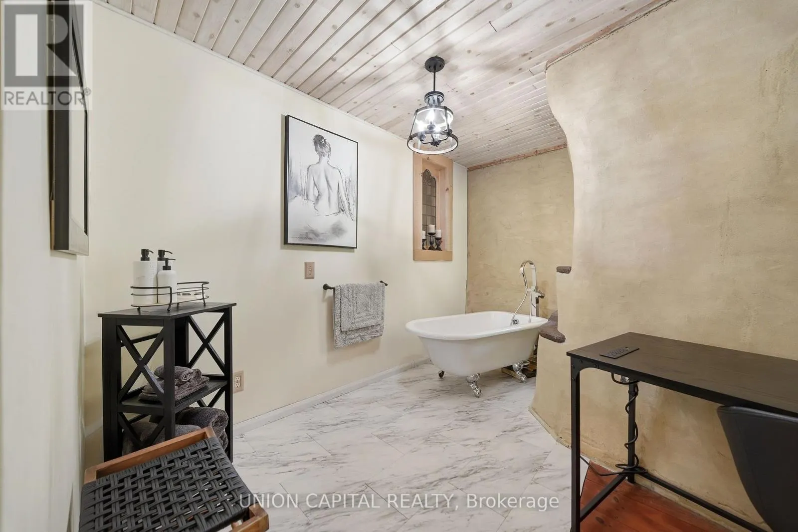 755 SCOTCH SETTLEMENT ROAD