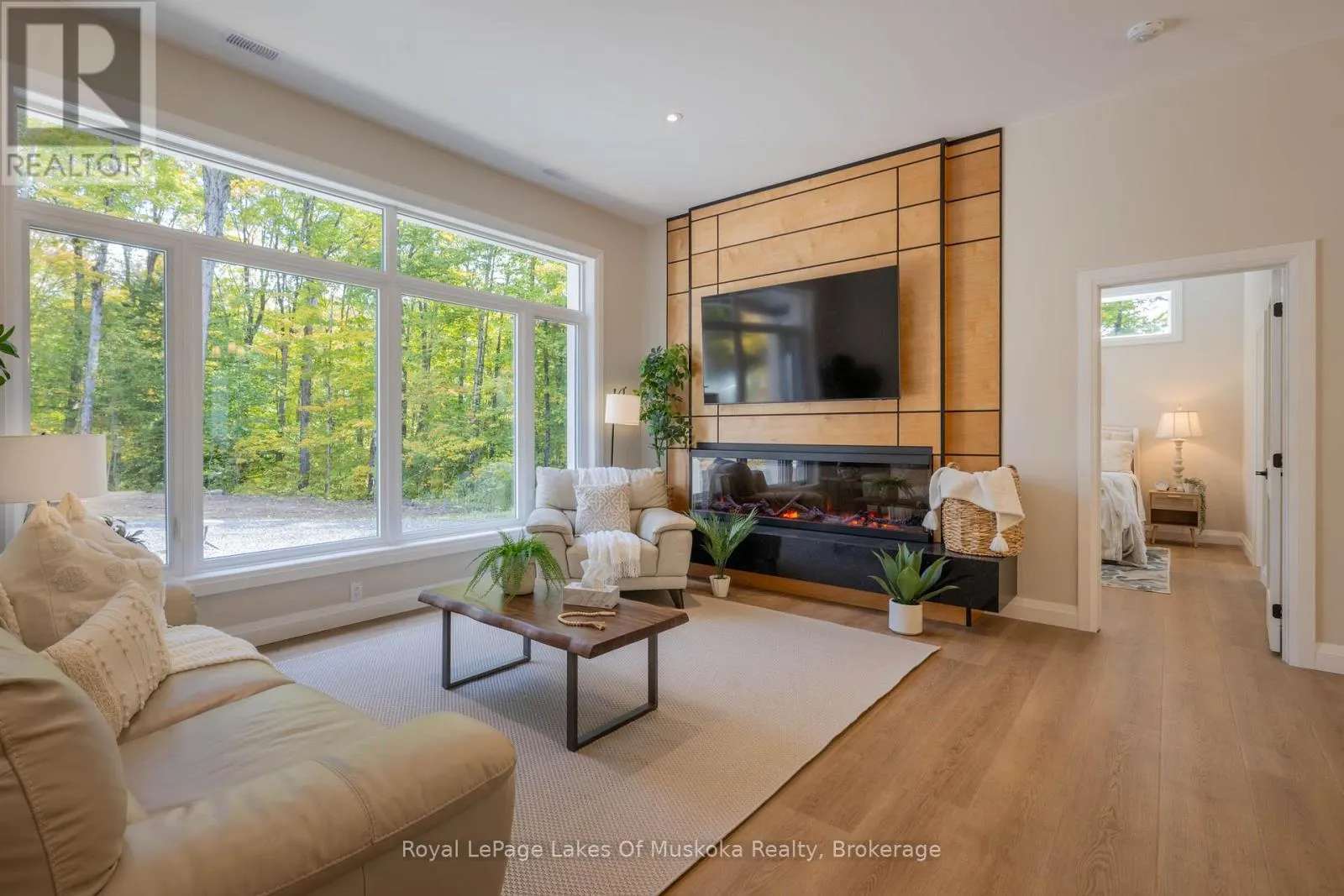 5 FLICKER LANE