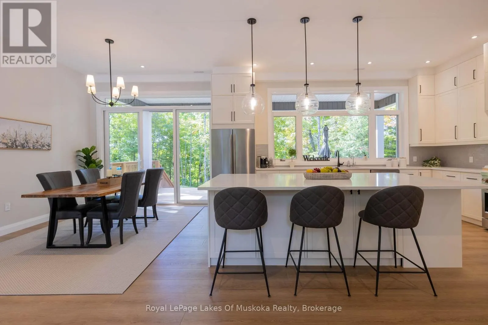5 FLICKER LANE