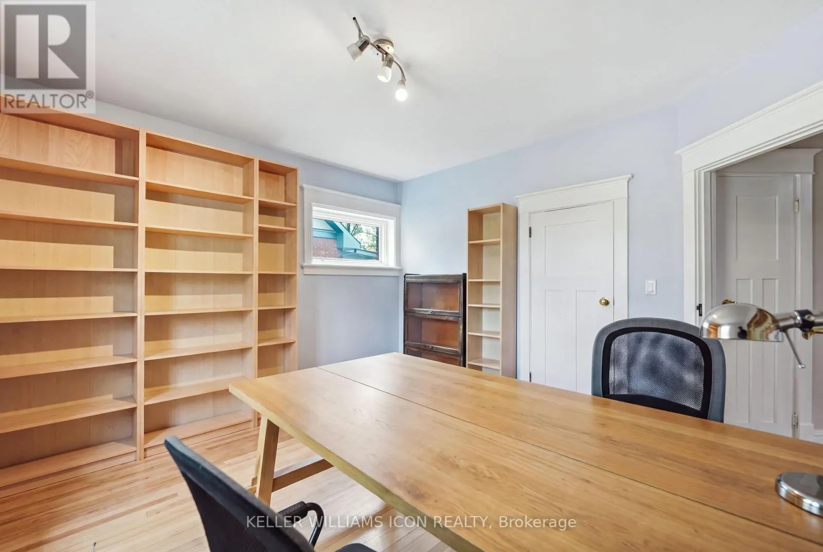 229 GLEBE AVENUE
