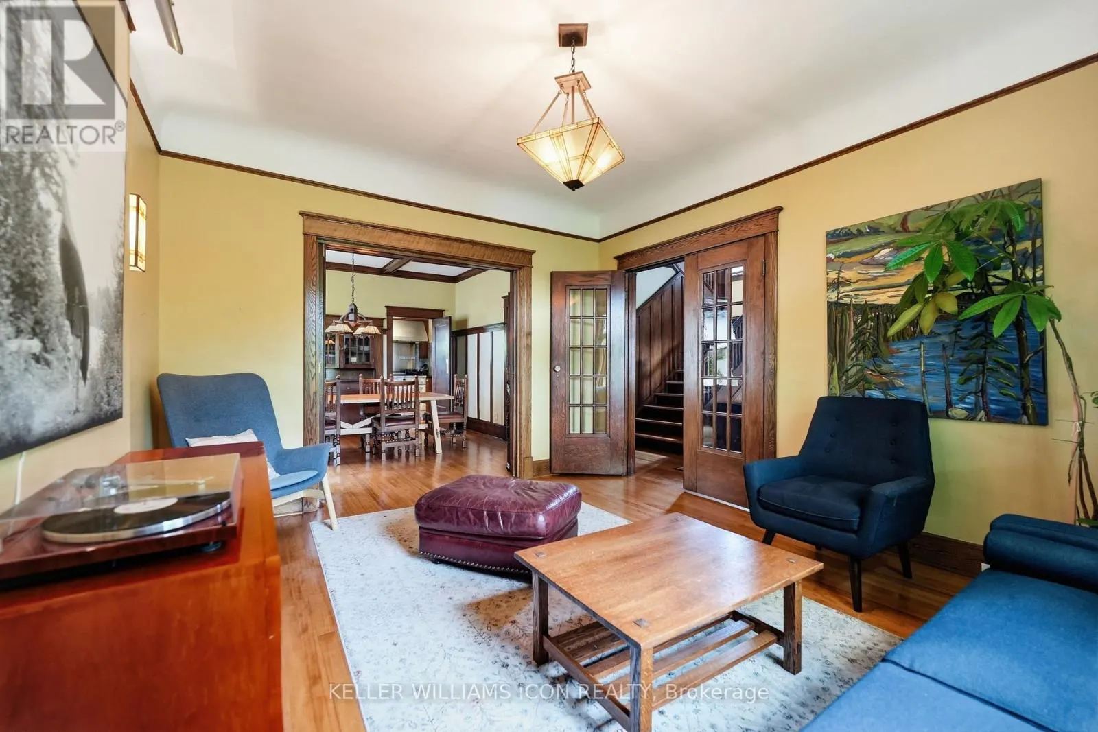 229 GLEBE AVENUE