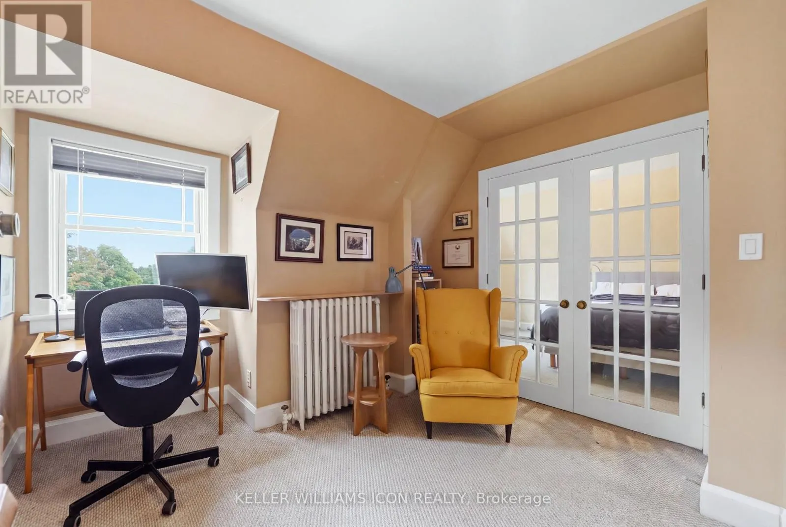 229 GLEBE AVENUE