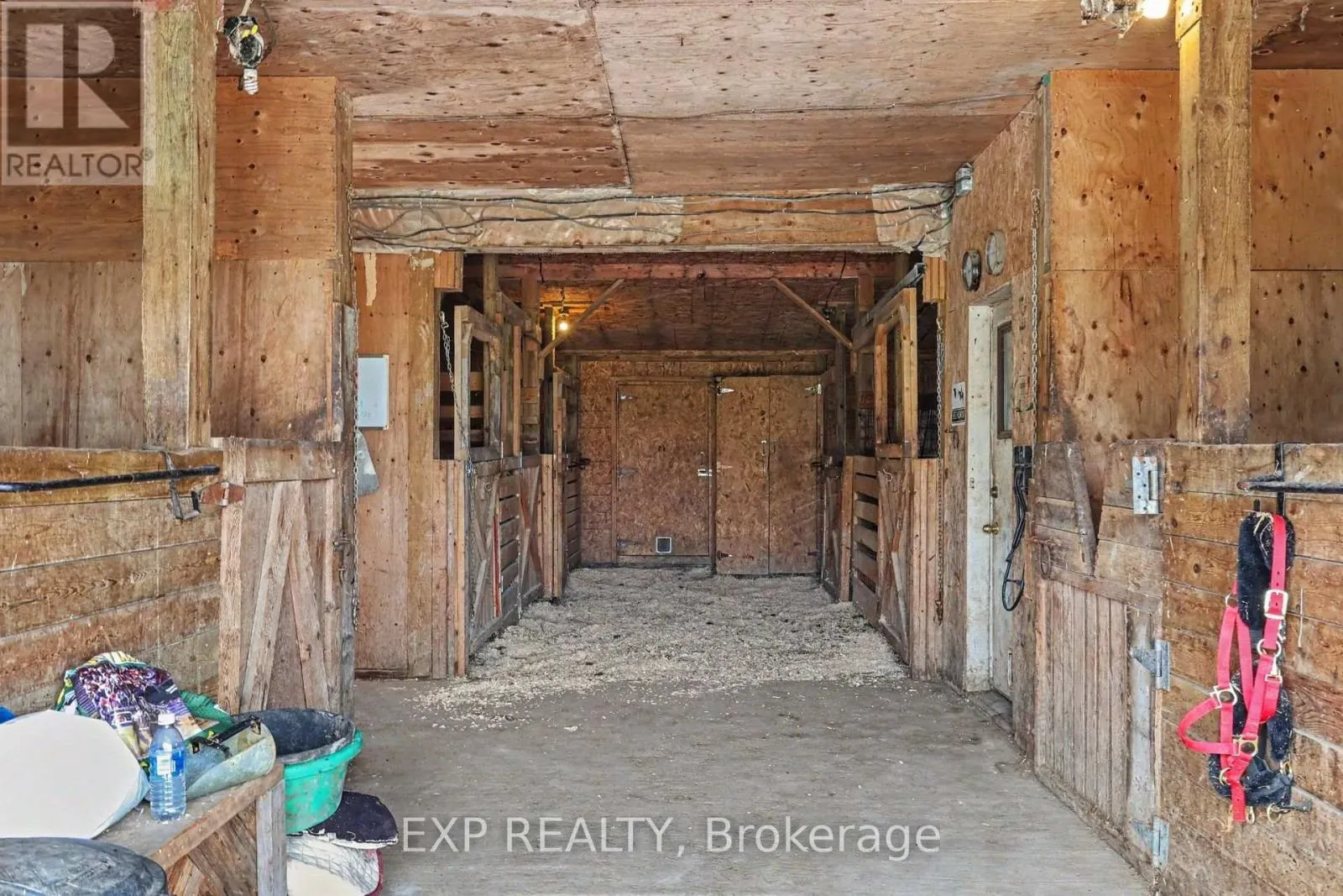 2661 CONCESSION 2 STREET