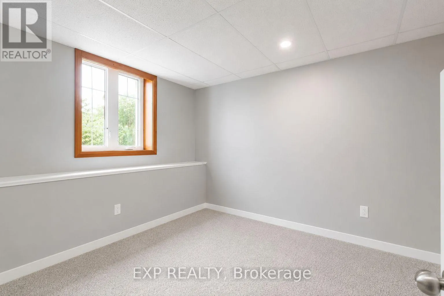 2661 CONCESSION 2 STREET
