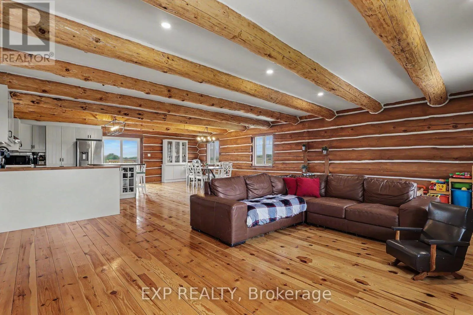 2661 CONCESSION 2 STREET