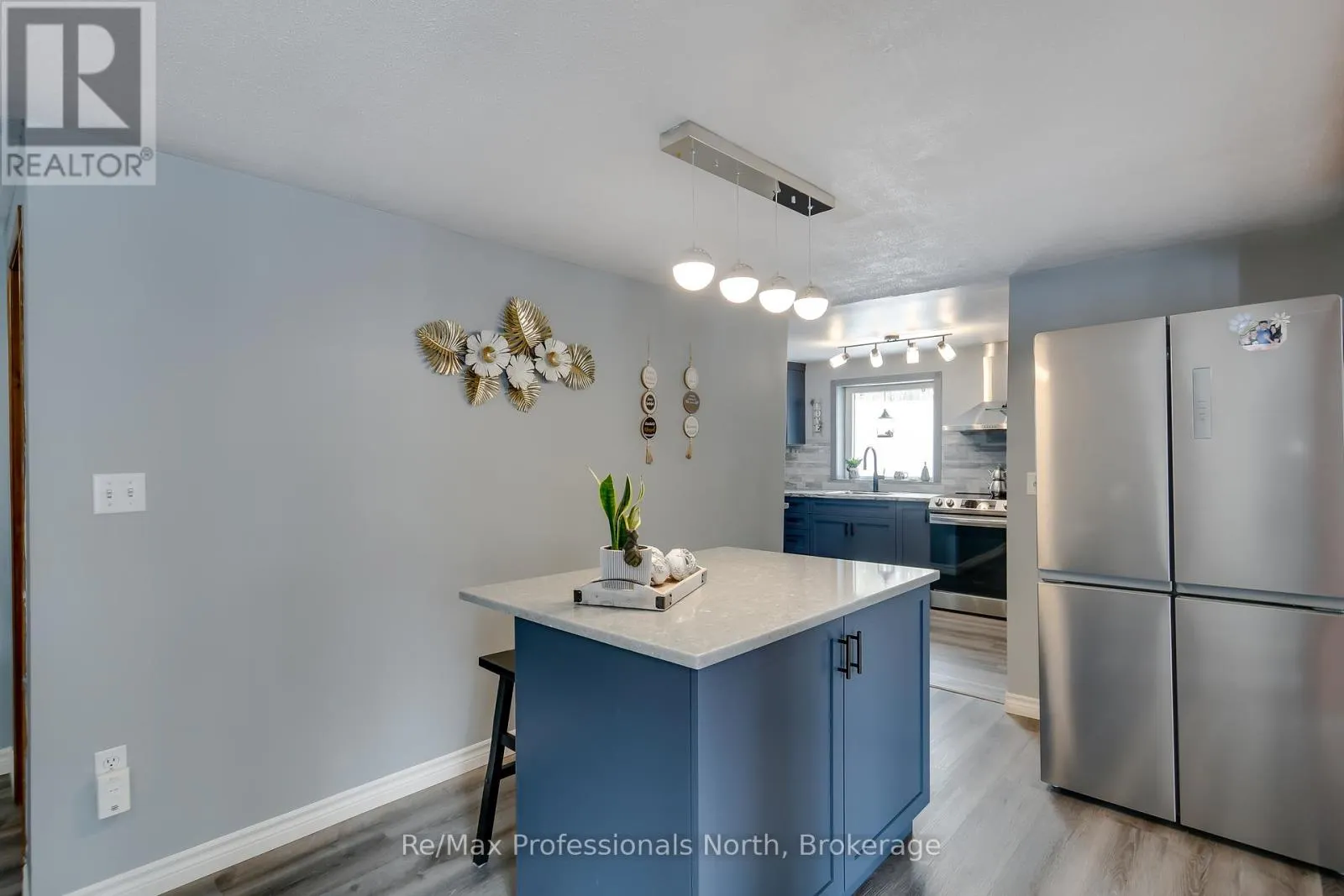 1017 BARLOCHAN ROAD