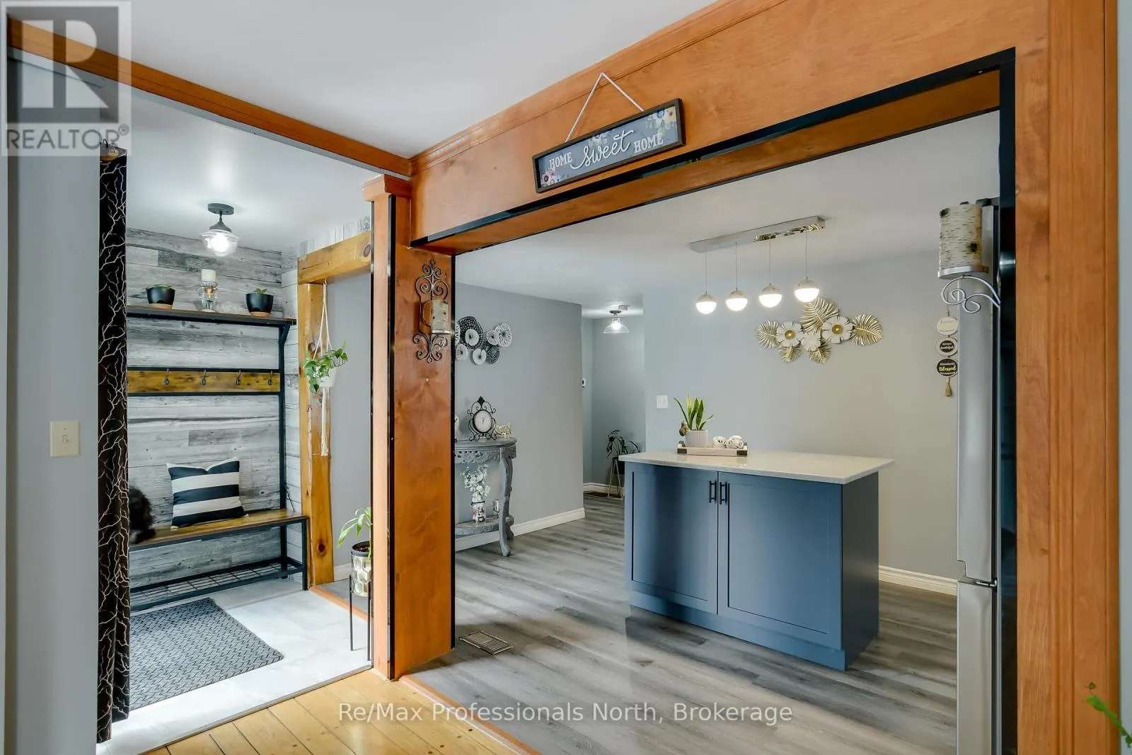 1017 BARLOCHAN ROAD