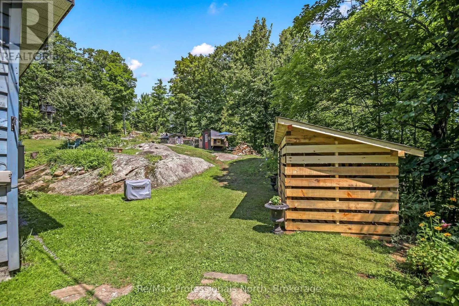 1017 BARLOCHAN ROAD