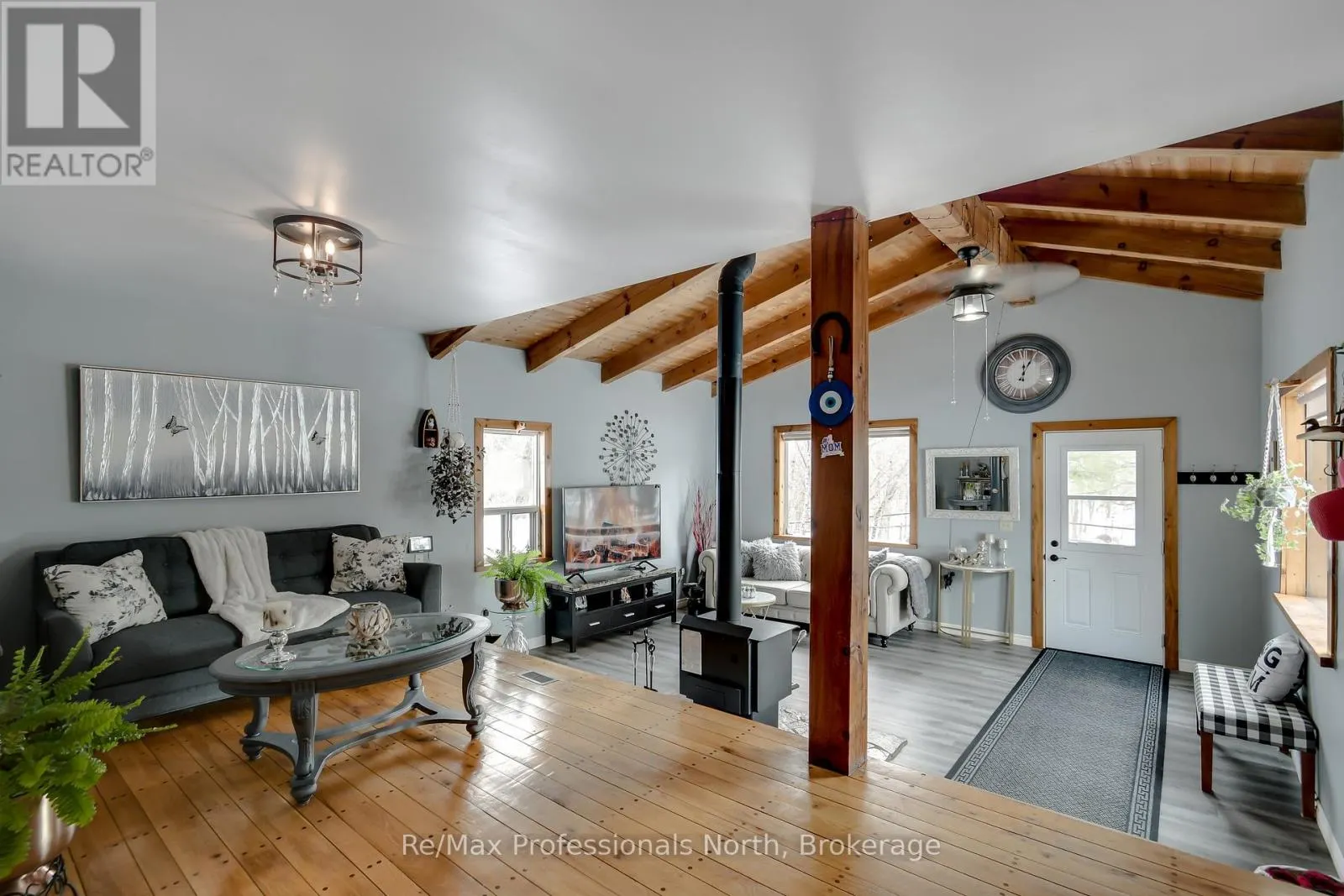 1017 BARLOCHAN ROAD