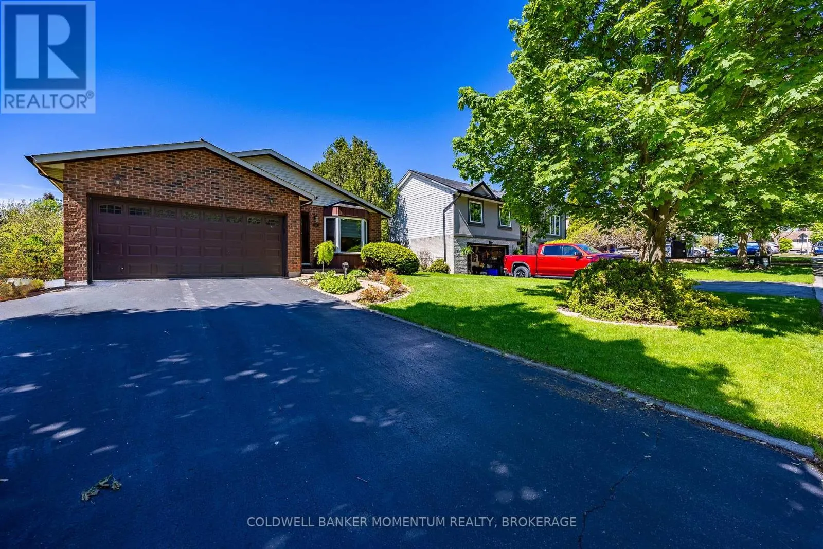 307 ORKNEY STREET W