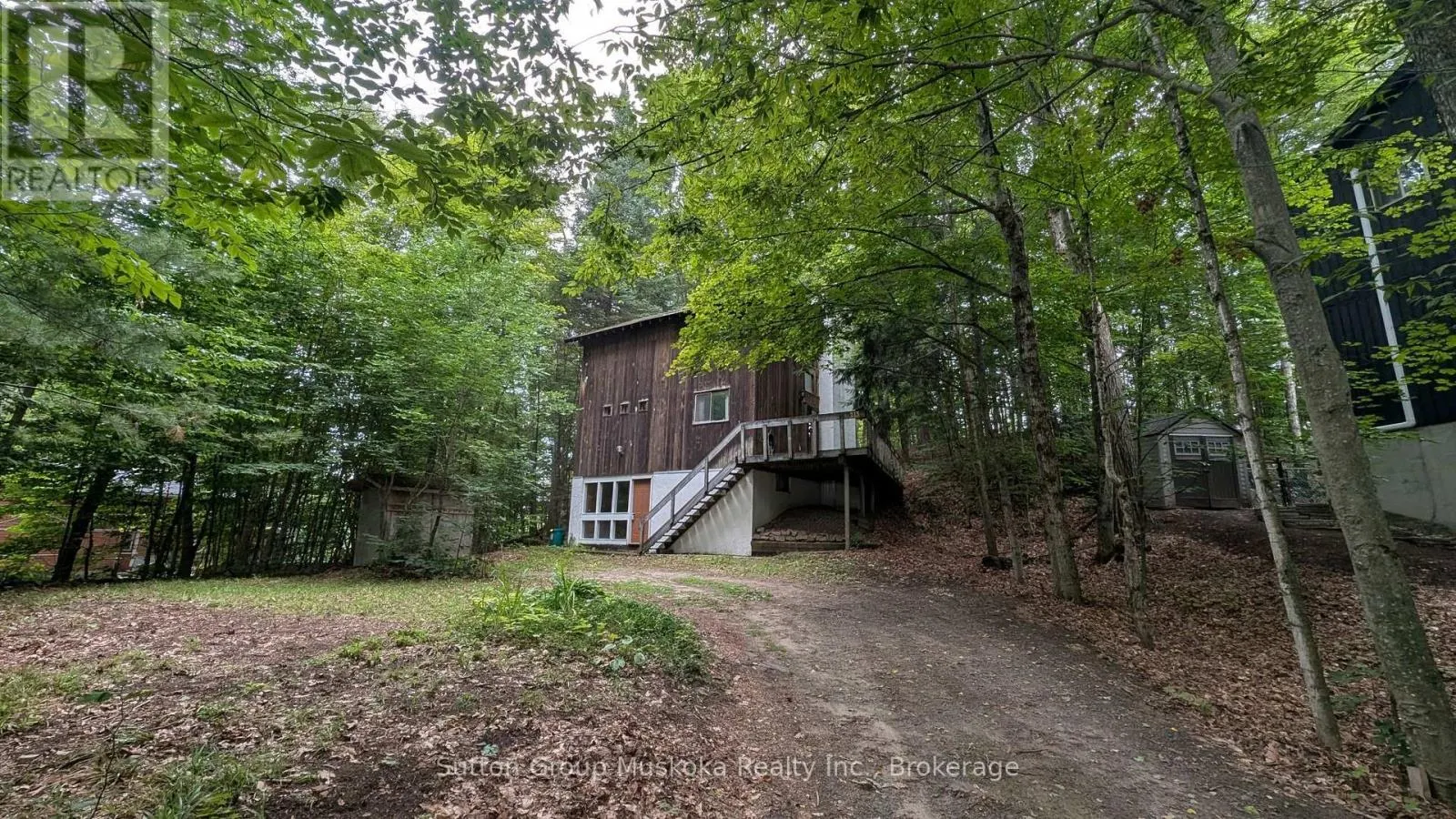 213 WOODLAND DRIVE
