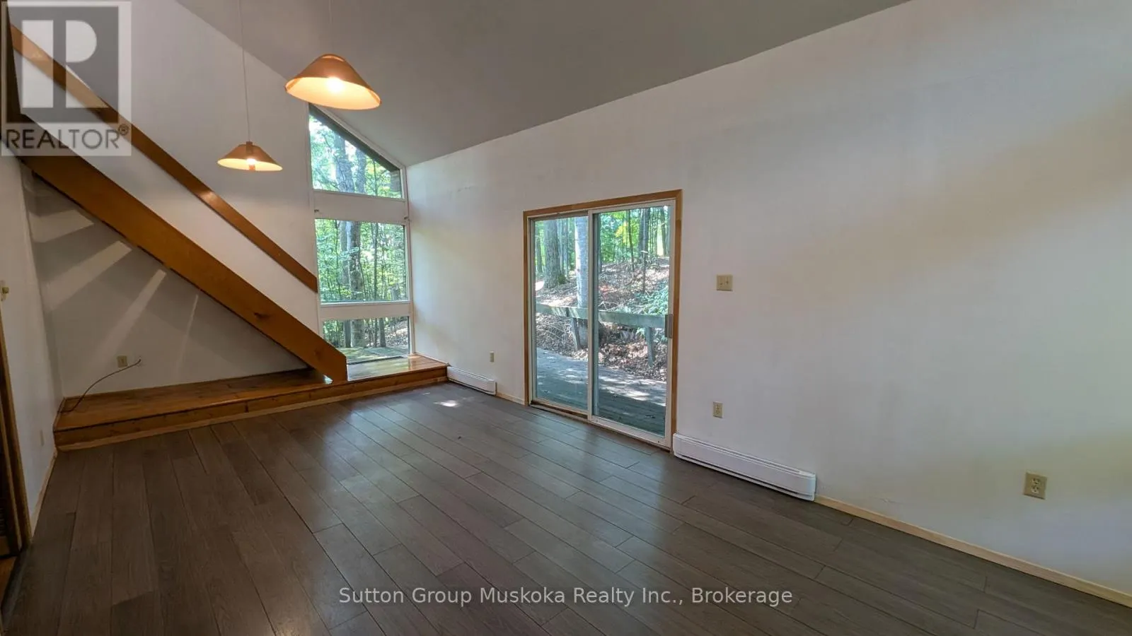 213 WOODLAND DRIVE