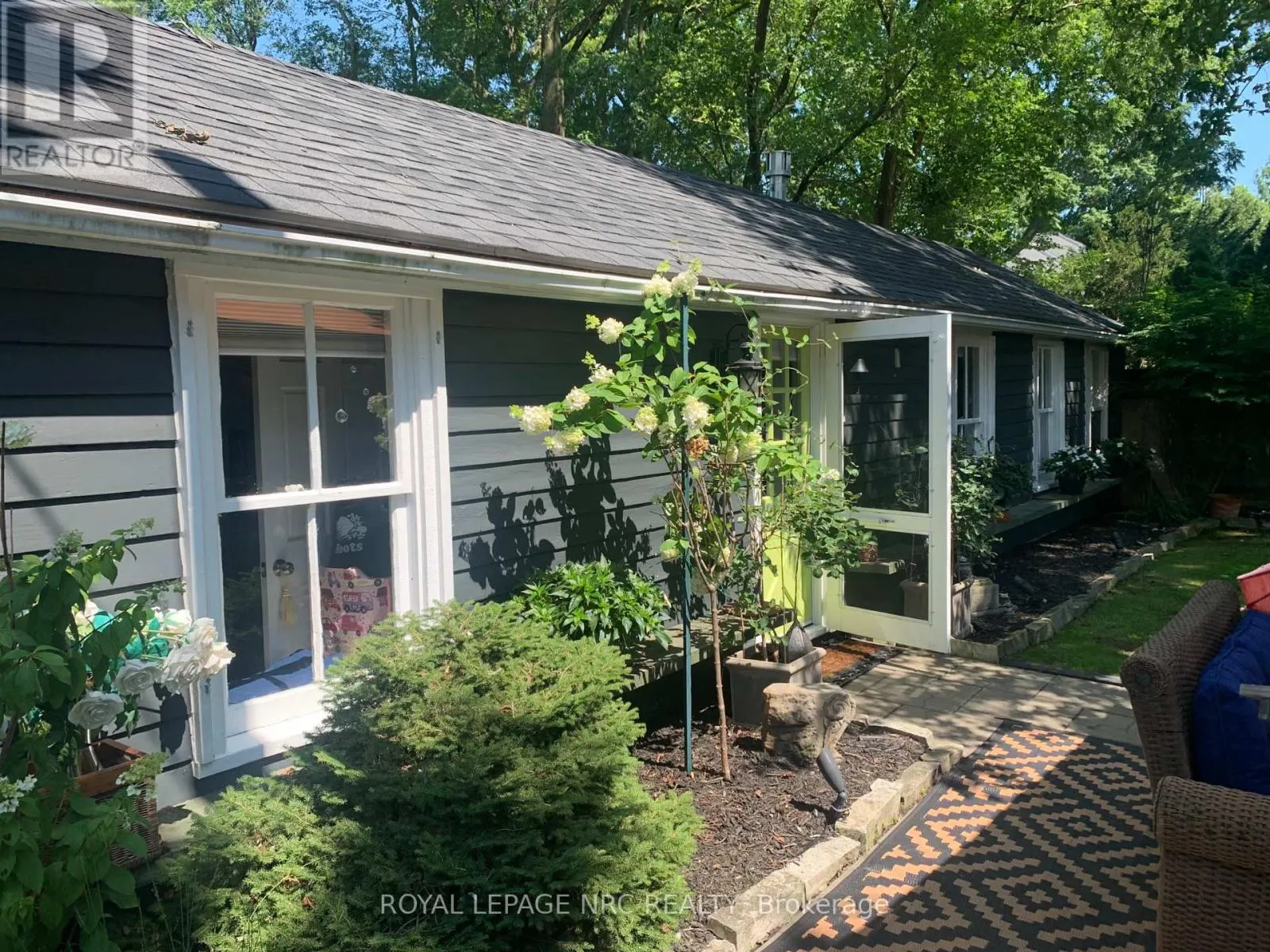 33 GAGE STREET