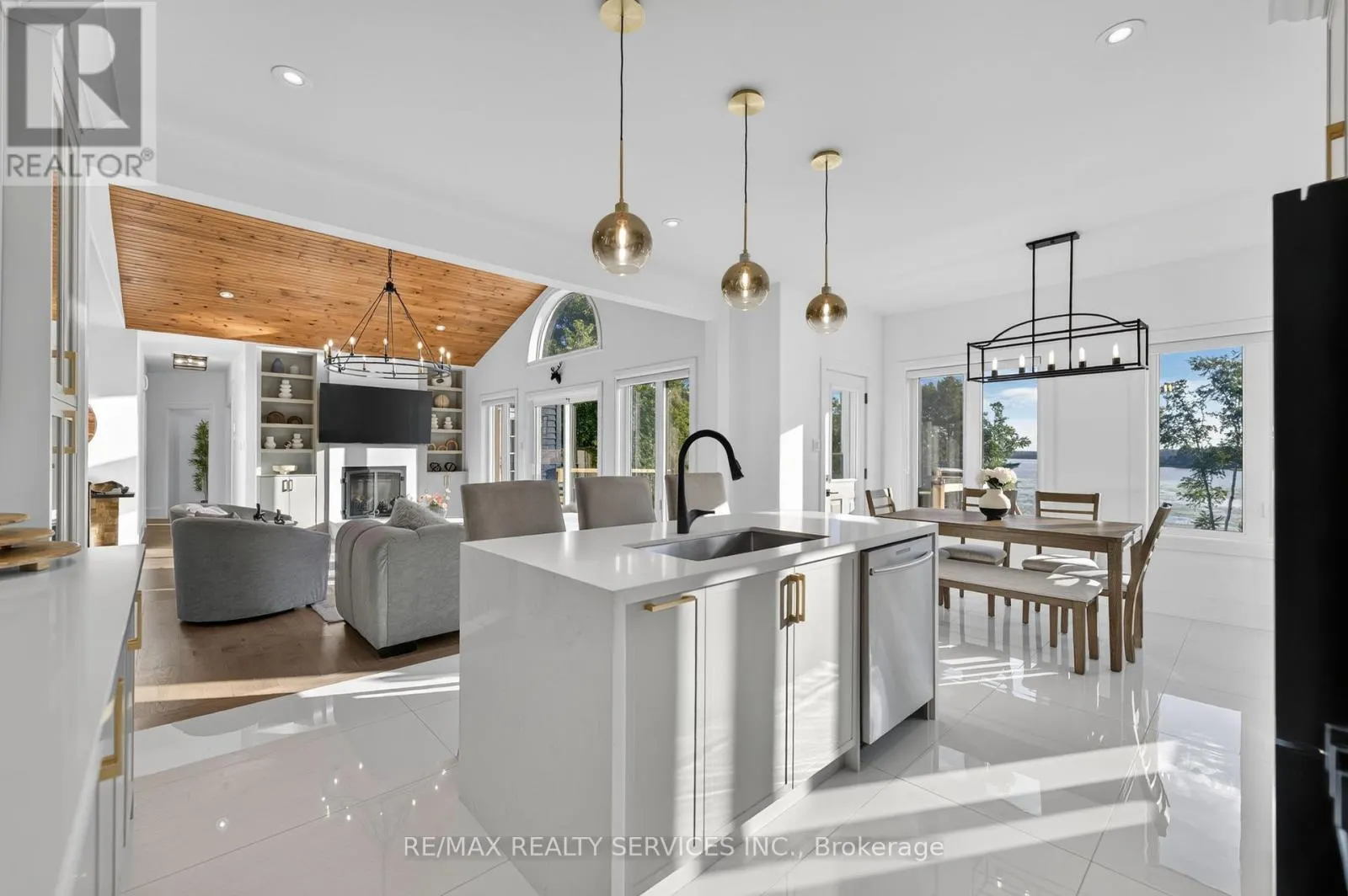 2667 MARY NICHOLS ROAD