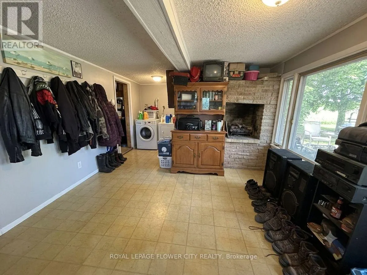 422 MCCLUNG ROAD