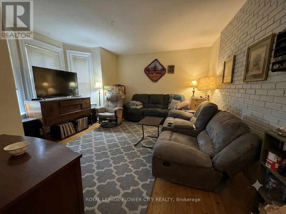 422 MCCLUNG ROAD