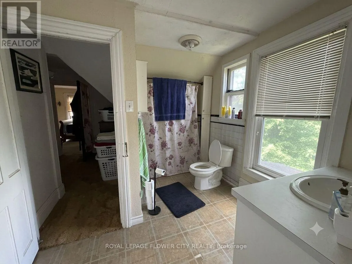 422 MCCLUNG ROAD