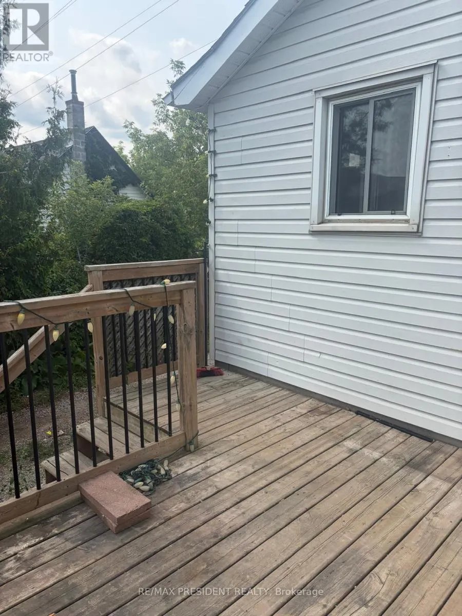 1224 PARKINSON ROAD