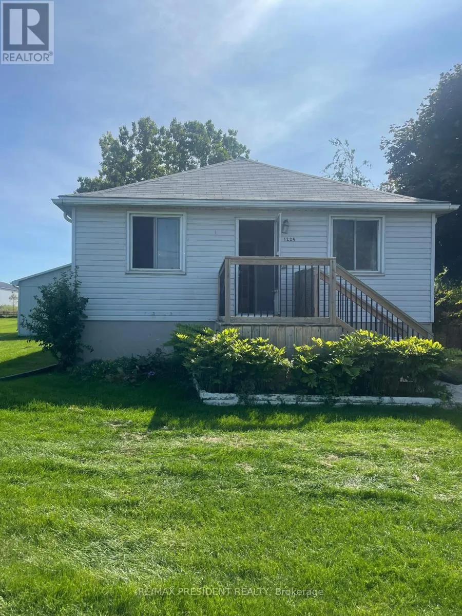 1224 PARKINSON ROAD